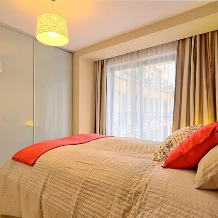 Apartment Luxury Caramel *